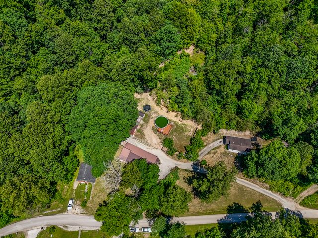 1845 Spaws Creek, West Liberty, KY 41472