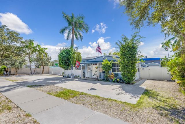 1812 Coolidge St, Hollywood, FL 33020