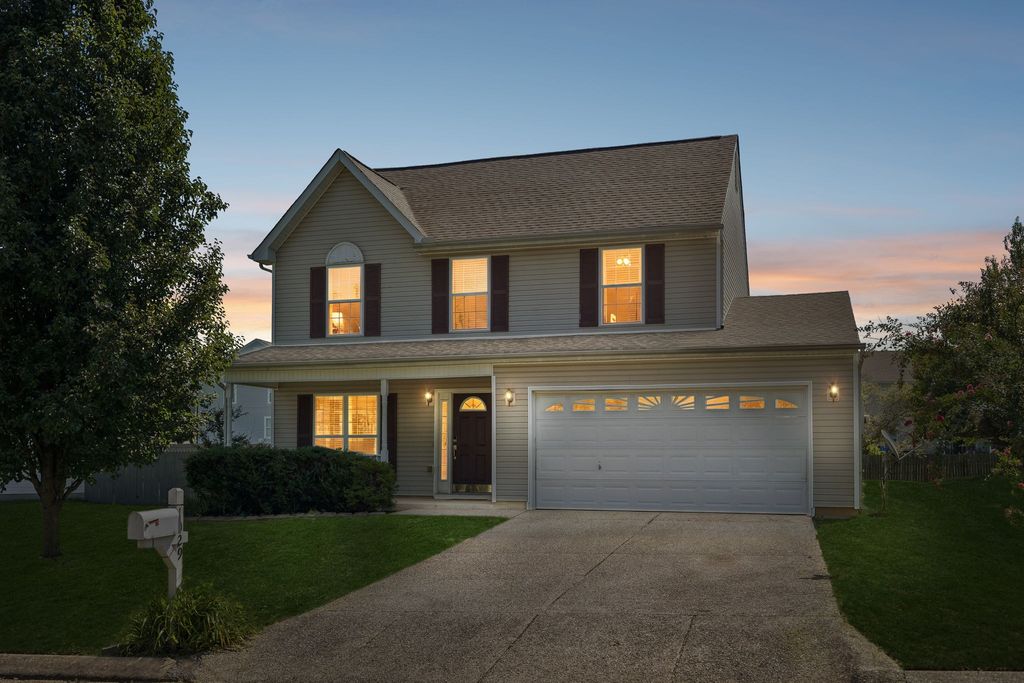 1029 Vanguard Dr, Spring Hill, TN 37174