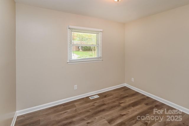 4808 Thornwood Road, Charlotte, NC 28213