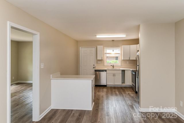 4808 Thornwood Road, Charlotte, NC 28213