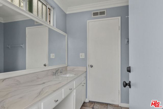 13400 Roscoe Boulevard, Panorama City, CA 91402