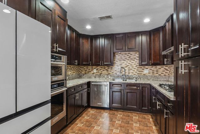 13400 Roscoe Boulevard, Panorama City, CA 91402