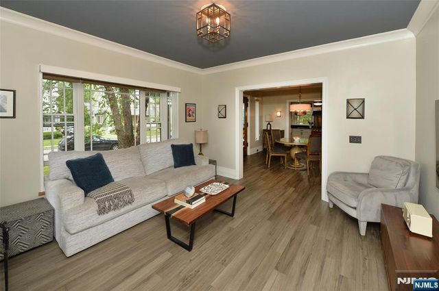 429 Sterling Place, Ridgewood, NJ 07450