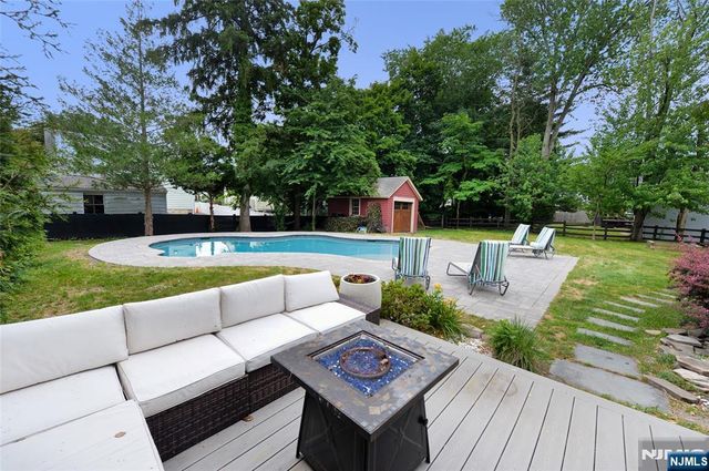 429 Sterling Place, Ridgewood, NJ 07450