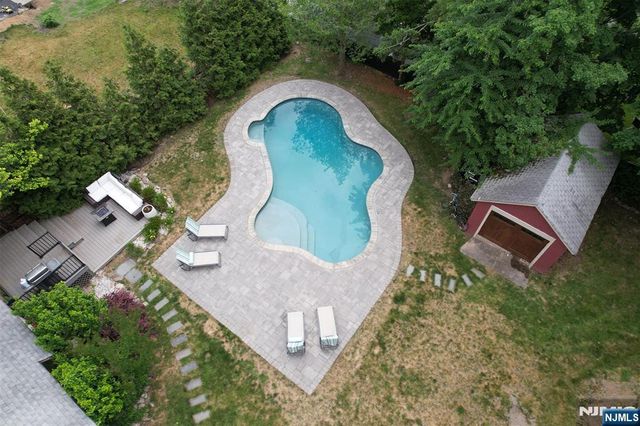 429 Sterling Place, Ridgewood, NJ 07450