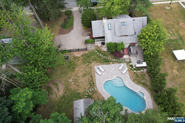 429 Sterling Place, Ridgewood, NJ 07450