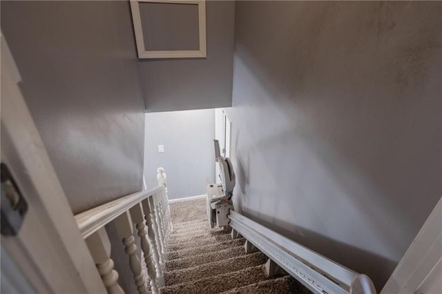 7801 N Garfield Avenue, Kansas City, MO 64118