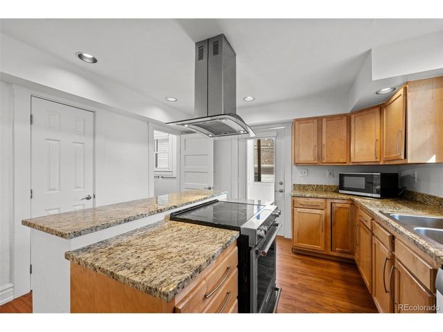 613 Pine St, Boulder, CO 80302