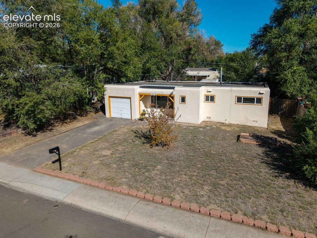221 Jasper Drive, Colorado Springs, CO 80911 — photo 2