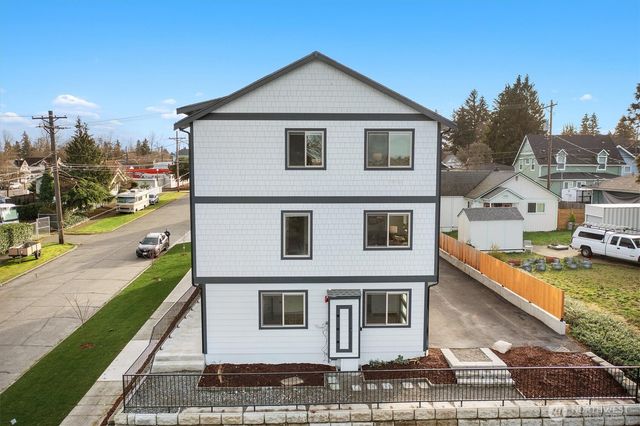 3302 S C Street, Tacoma, WA 98418