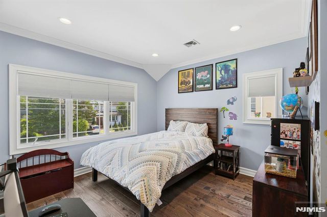 1077 Anderson, Fort Lee, NJ 07024