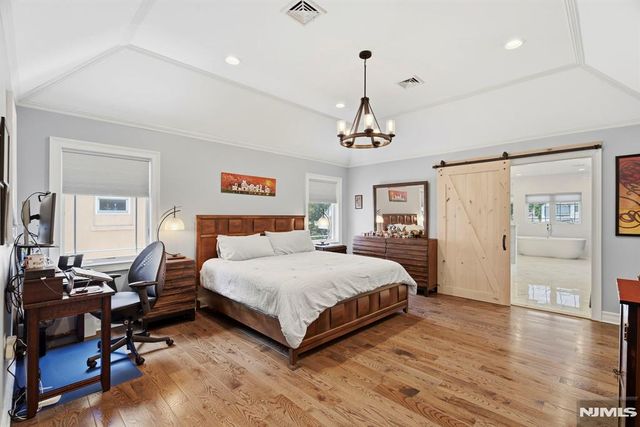 1077 Anderson, Fort Lee, NJ 07024
