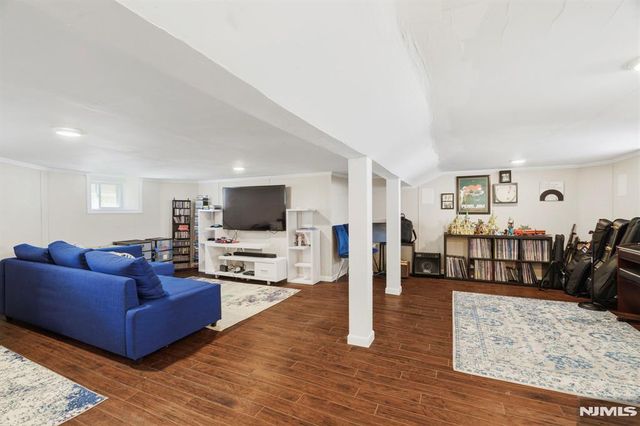 1077 Anderson, Fort Lee, NJ 07024