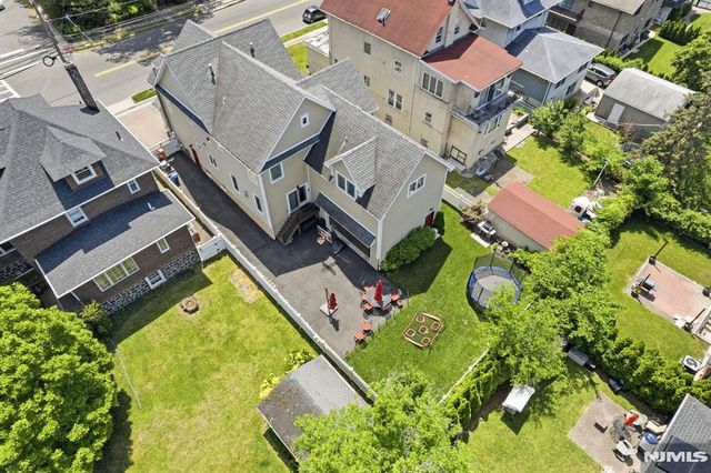 1077 Anderson, Fort Lee, NJ 07024