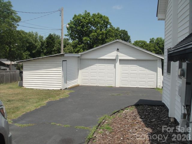 501 W Ryder Avenue, Landis, NC 28088