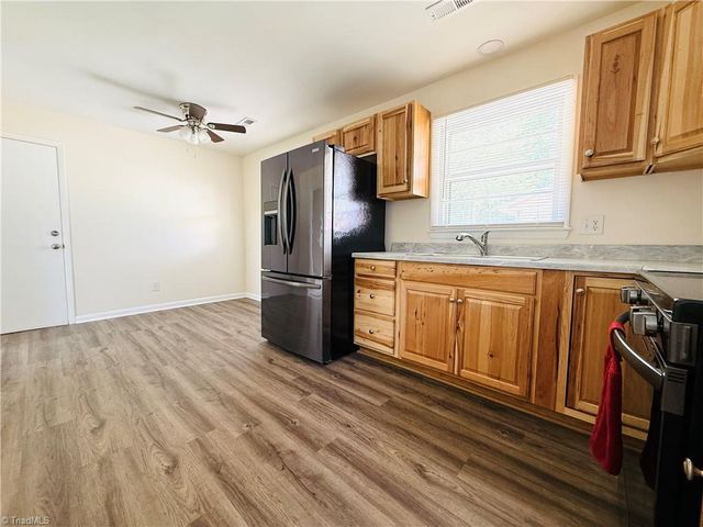549 Ararat Hwy, Ararat, VA 24053