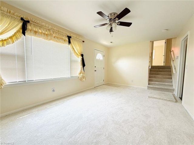 549 Ararat Hwy, Ararat, VA 24053