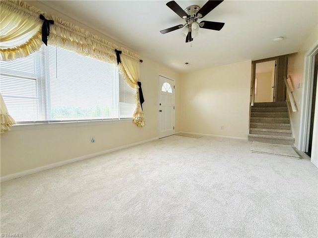 549 Ararat Hwy, Ararat, VA 24053