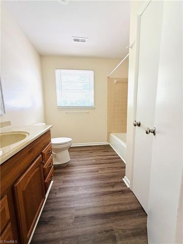549 Ararat Hwy, Ararat, VA 24053