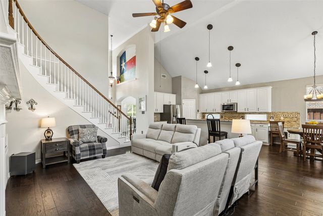 2206 Autumn Trail, Garland, TX 75040