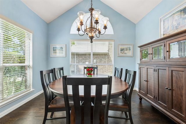 2206 Autumn Trail, Garland, TX 75040