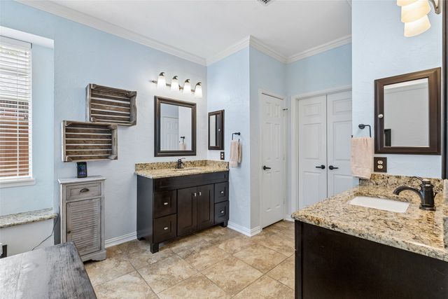 2206 Autumn Trail, Garland, TX 75040