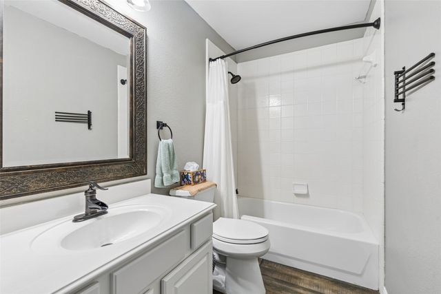 2206 Autumn Trail, Garland, TX 75040