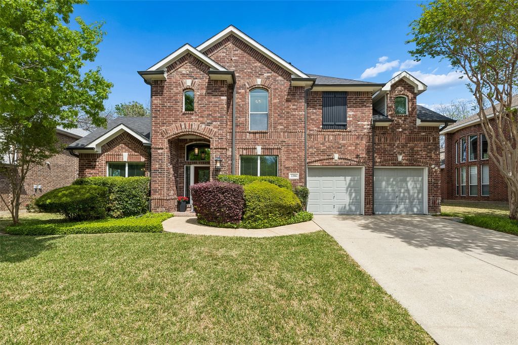 2206 Autumn Trail, Garland, TX 75040