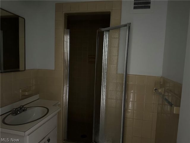 13800 Fairhill Road 416, Shaker Heights, OH 44120