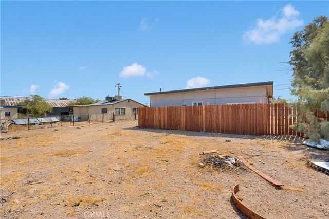 33454 Hampton Way, Daggett, CA 92327
