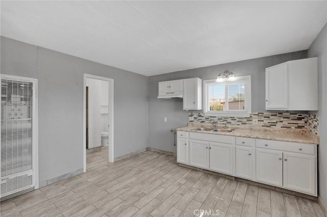 33454 Hampton Way, Daggett, CA 92327