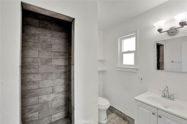 33454 Hampton Way, Daggett, CA 92327