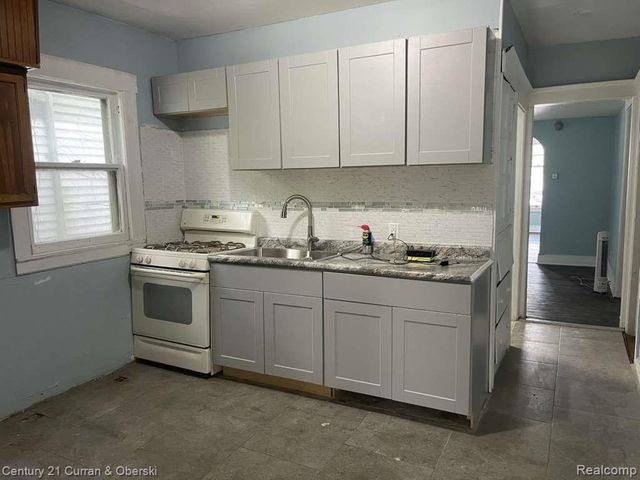 5317 Spokane Street, Detroit, MI 48204