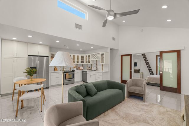 1620 N Wilmot Rd Unit F216, Tucson, AZ 85712