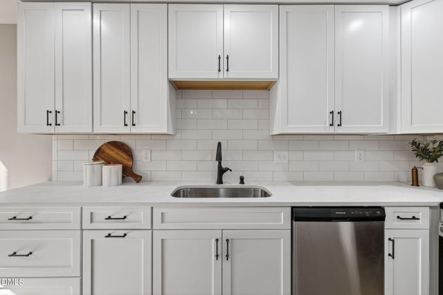 214 Hanover Place, Cary, NC 27511