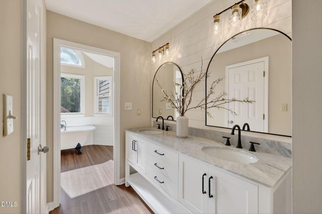 214 Hanover Place, Cary, NC 27511