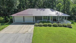 6511 Gilbertville Road, Laporte City, IA 50651