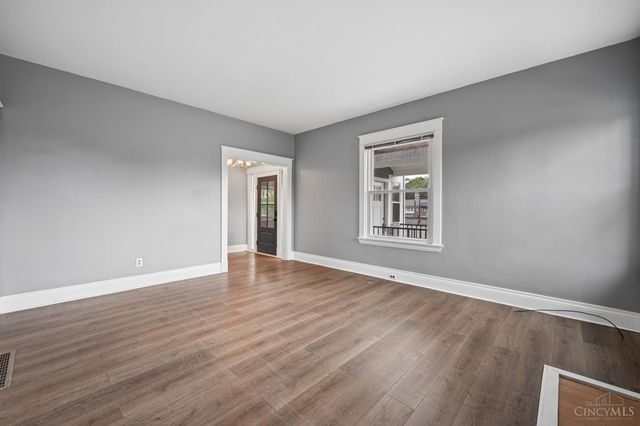 6815 Montgomery Road, Silverton, OH 45236
