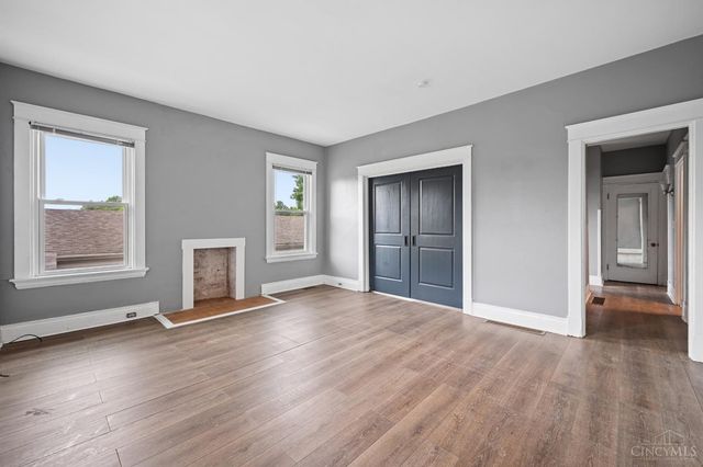 6815 Montgomery Road, Silverton, OH 45236