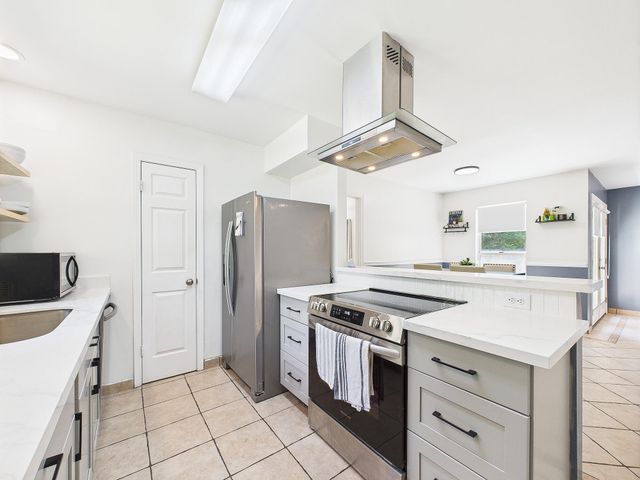 422 John King Road, Crestview, FL 32539