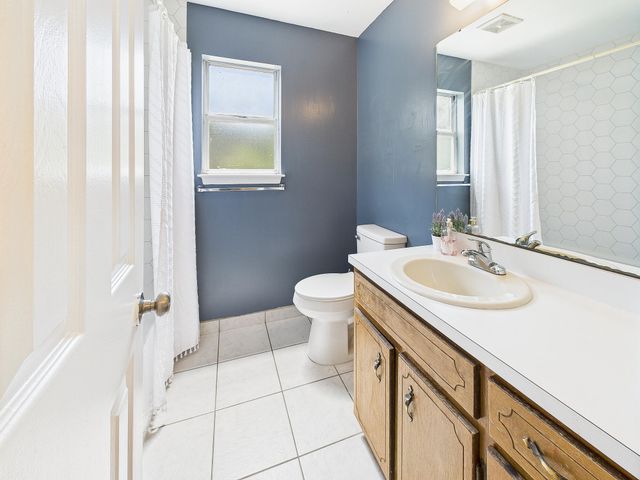 422 John King Road, Crestview, FL 32539