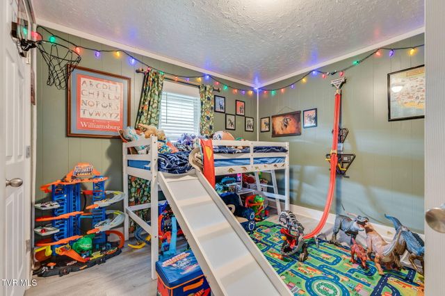 120 Danville Avenue, Bristol, VA 24201