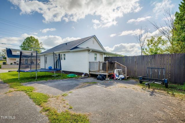 120 Danville Avenue, Bristol, VA 24201
