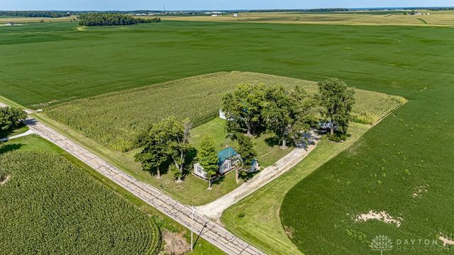 1228 W Florence Campbellstown Road, Eaton, OH 45320