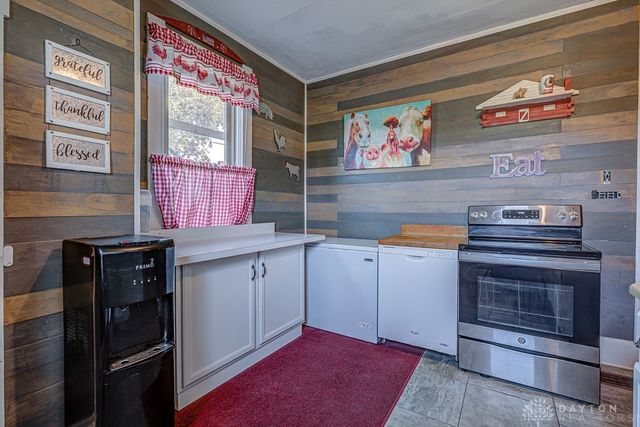 1228 W Florence Campbellstown Road, Eaton, OH 45320