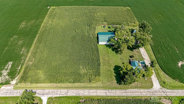 1228 W Florence Campbellstown Road, Eaton, OH 45320