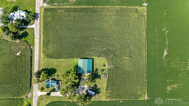 1228 W Florence Campbellstown Road, Eaton, OH 45320