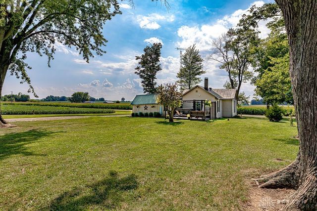 1228 W Florence Campbellstown Road, Eaton, OH 45320