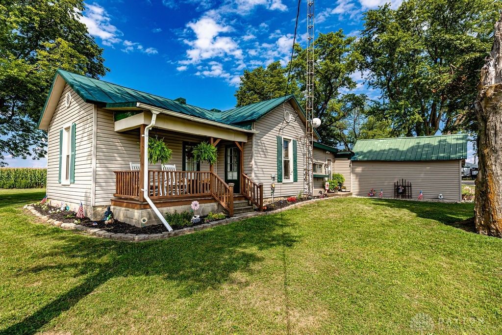 1228 W Florence Campbellstown Road, Eaton, OH 45320